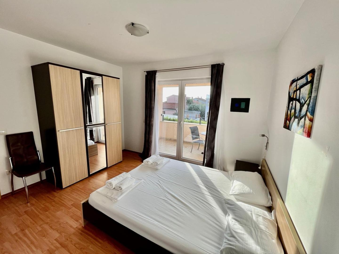 Fineda Grande Apartments Porec Exterior photo